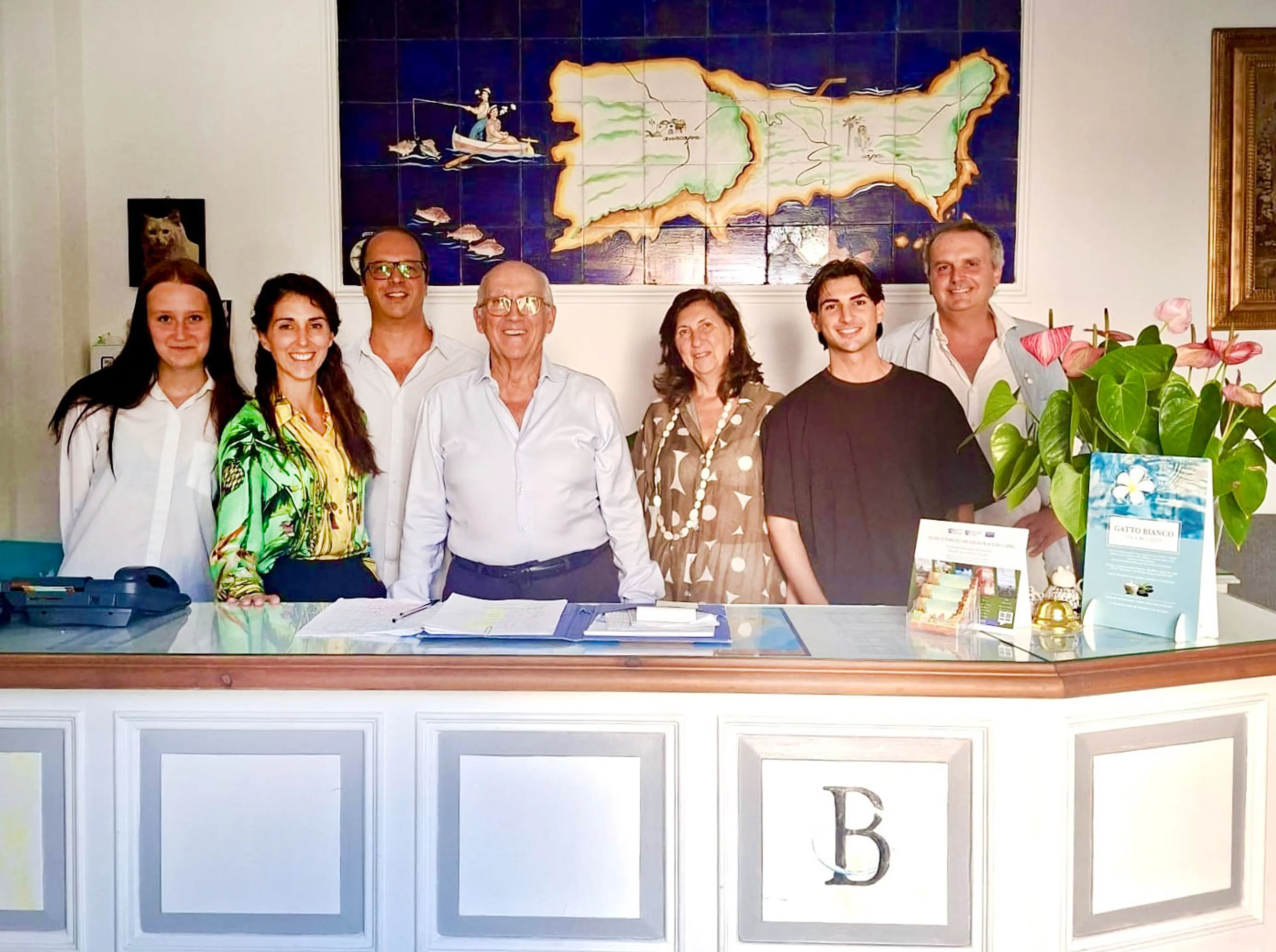 Antonio e Mariella con il loro staff