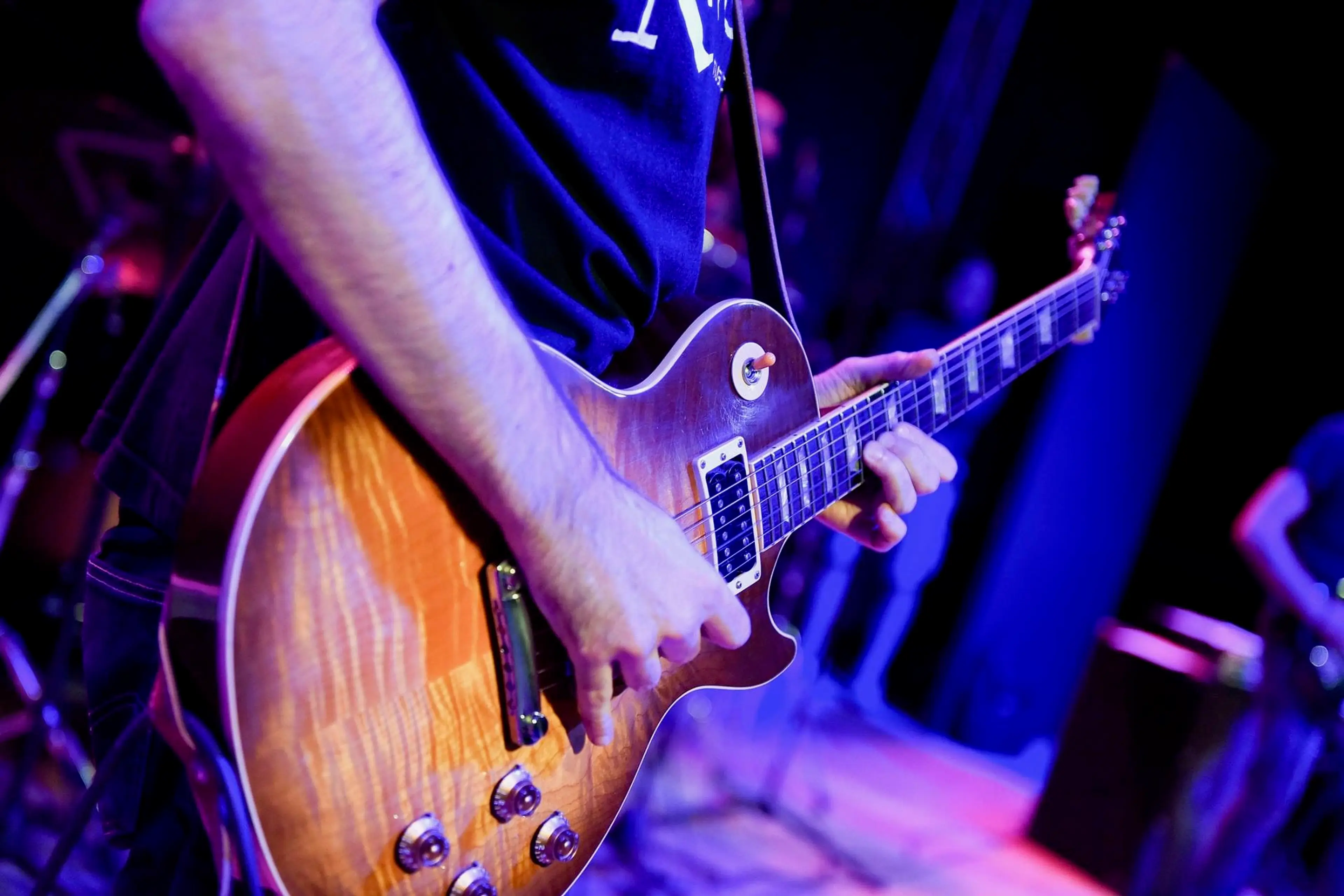 Chitarra - Kaos Music Lab