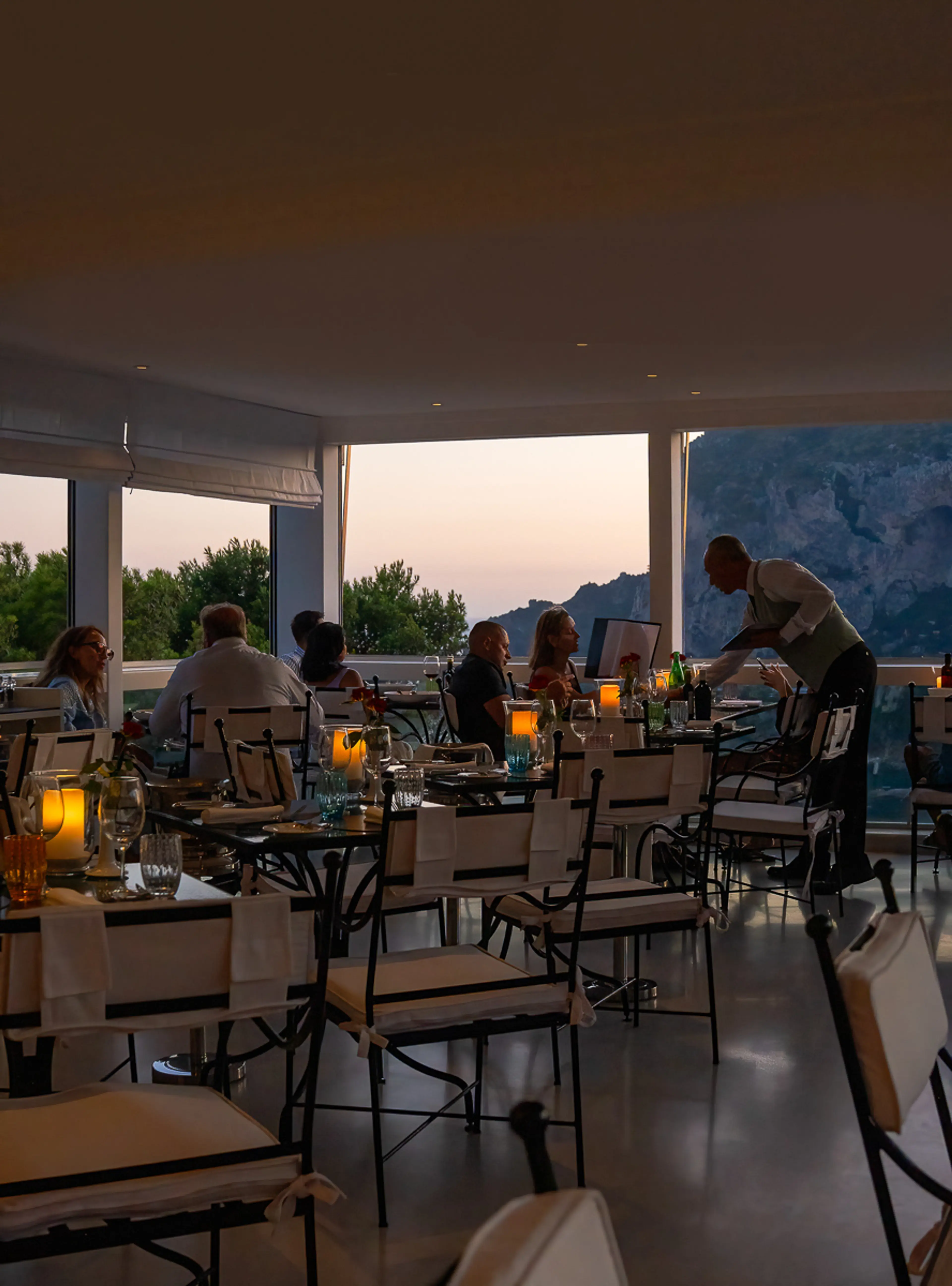Interior and terrace of L’agave in Capri