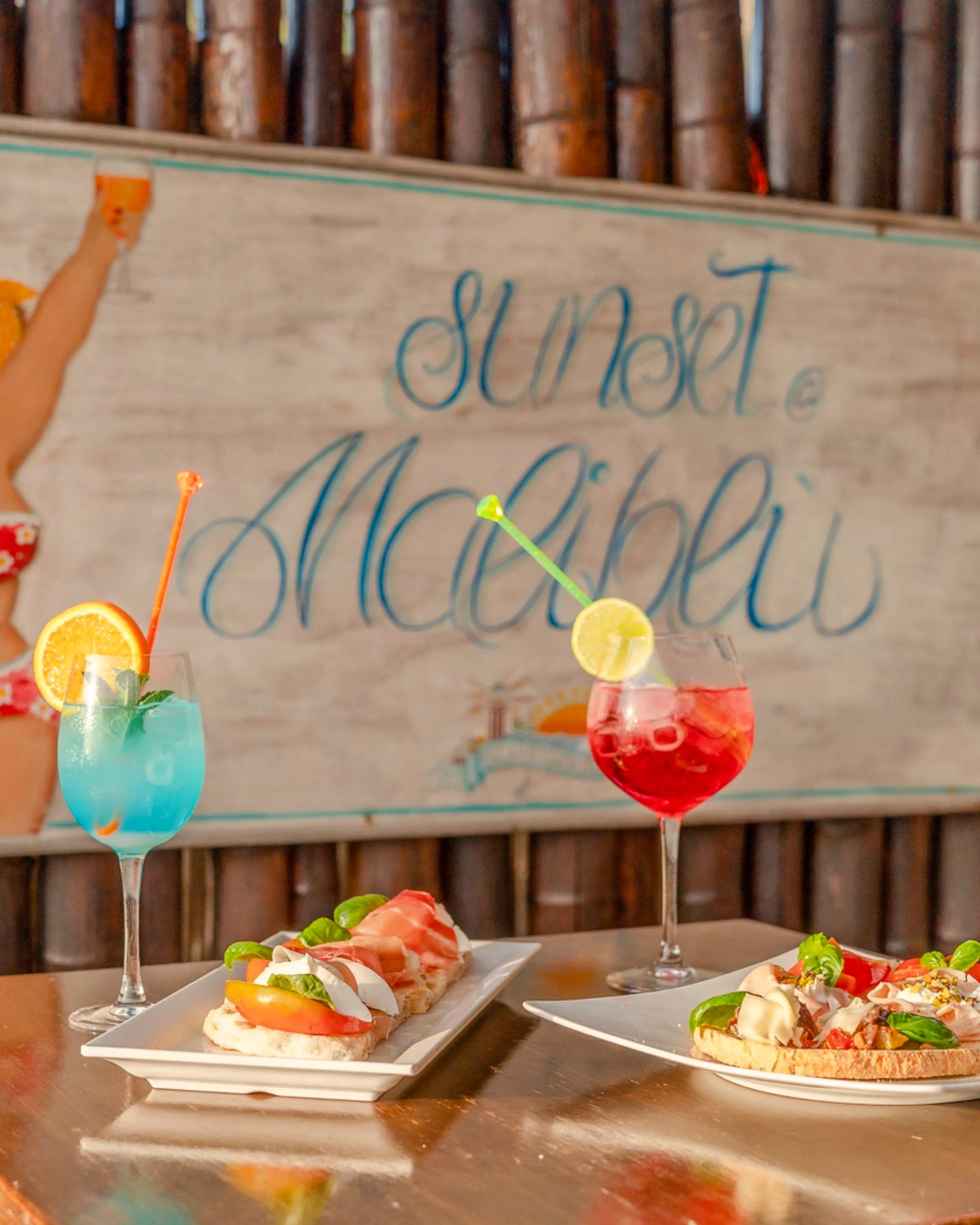 Maliblù Sunset — Cibo e drink