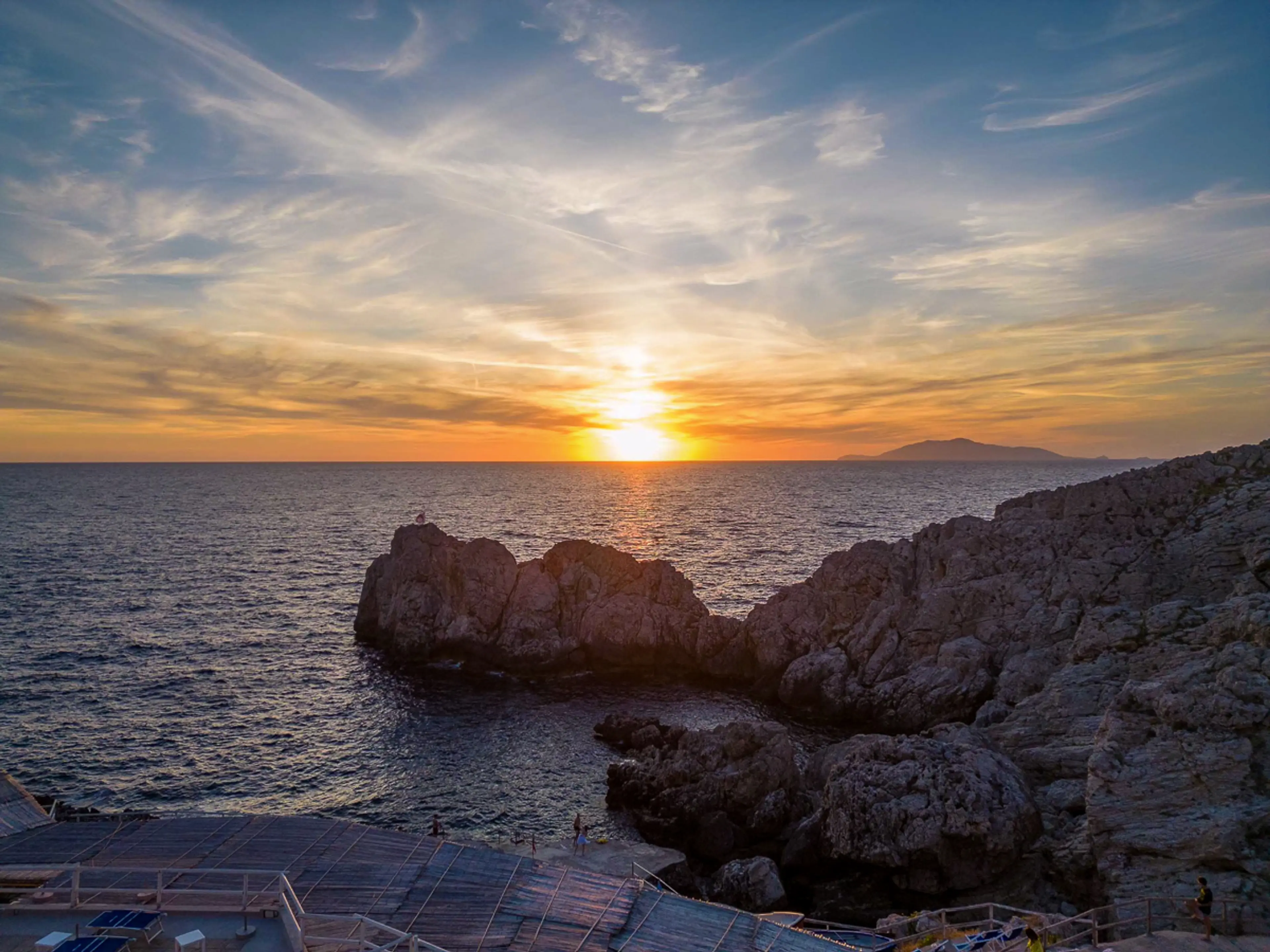Maliblù Sunset — Faro di Punta Carena