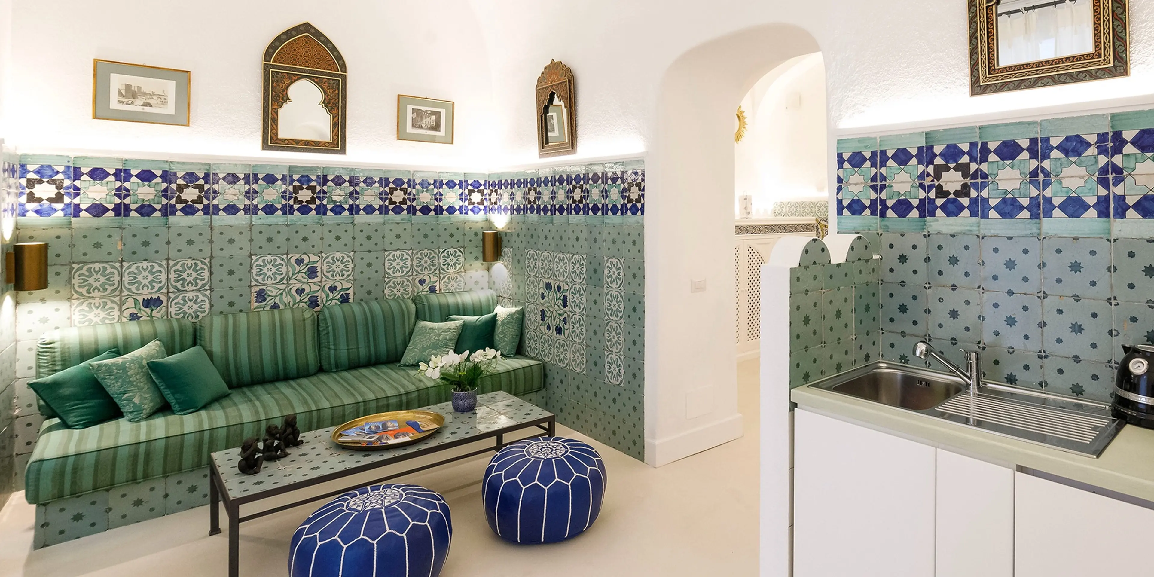 Qasar Luxury Suite interior in Palazzo Farace, Capri