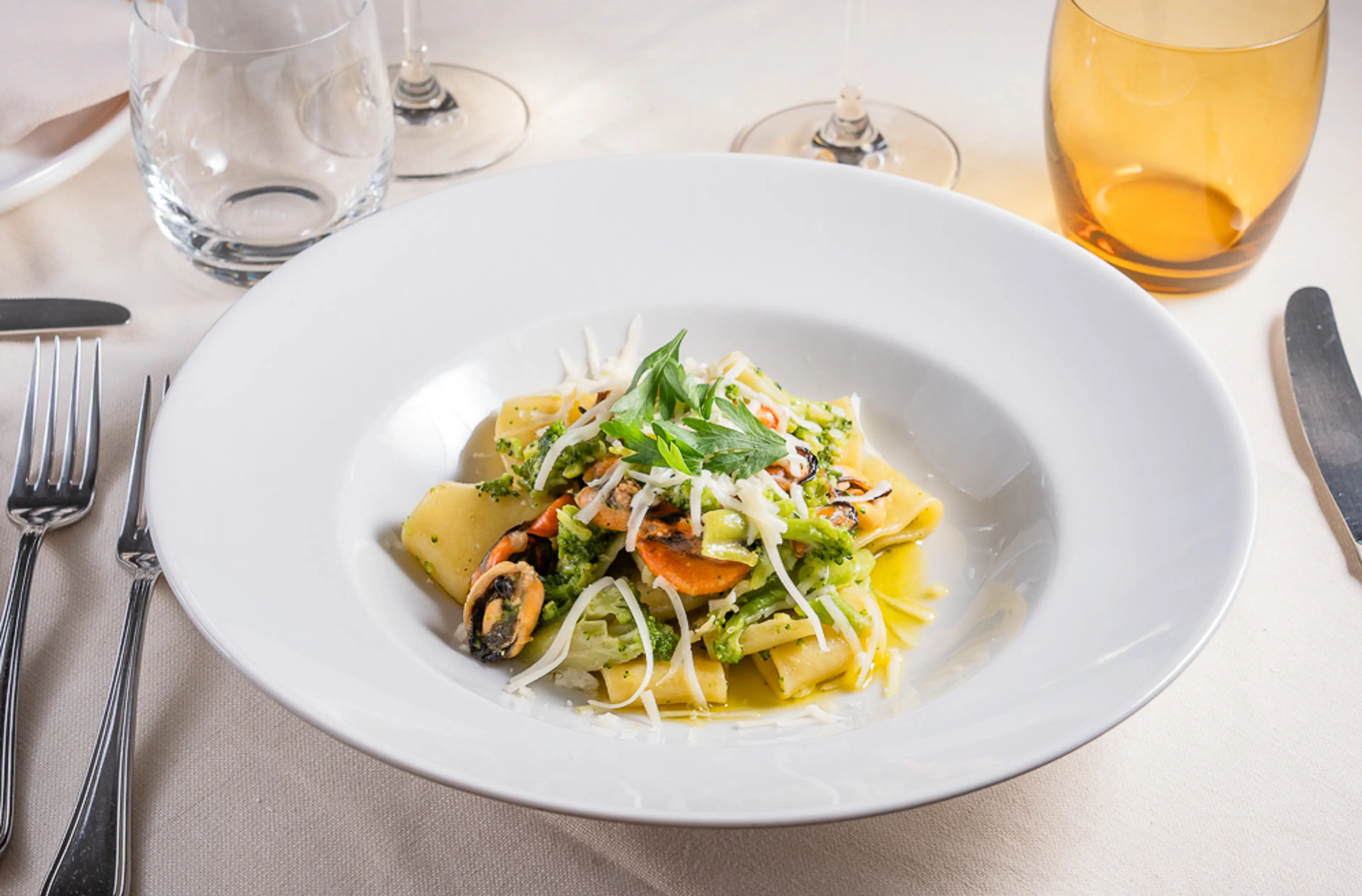 Paccheri con cozze e verdure
