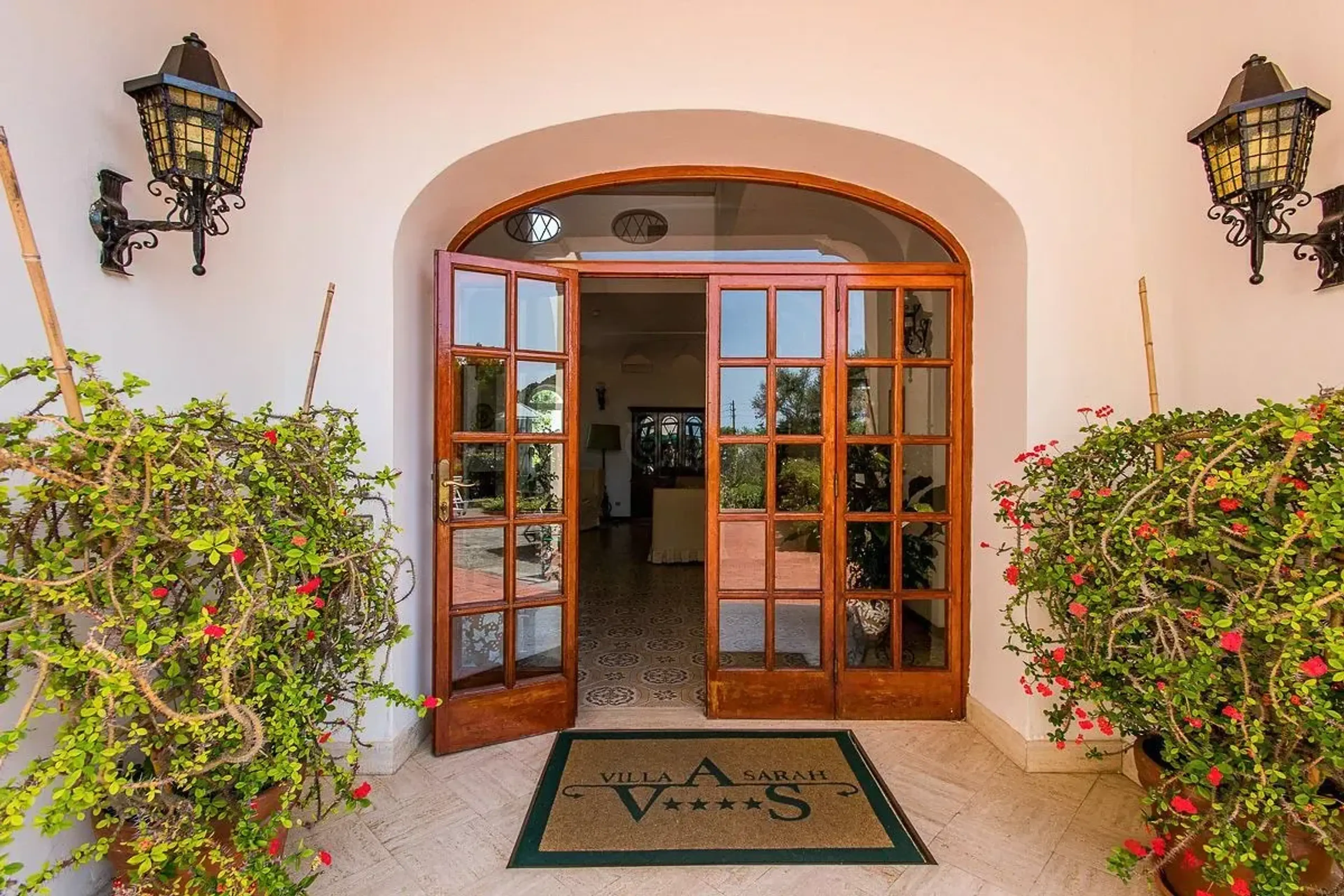 Hotel entrance - Villa Sarah Capri