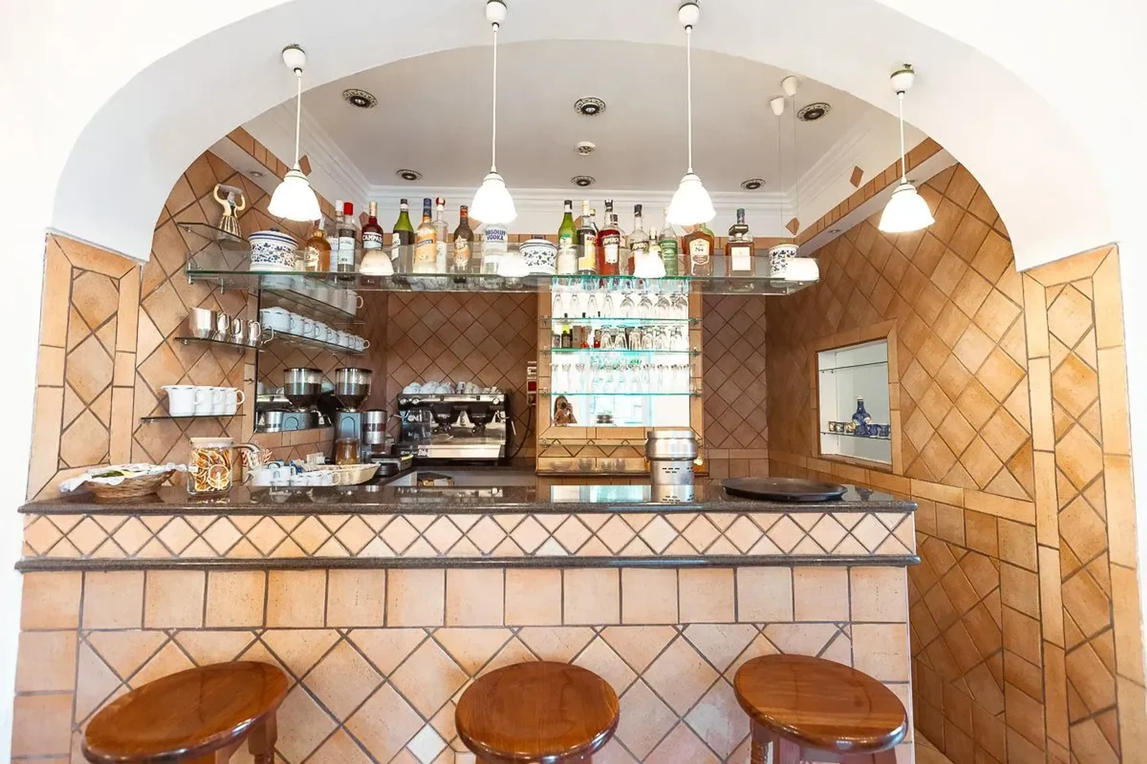 Bar with majolica tiles - Villa Sarah Capri