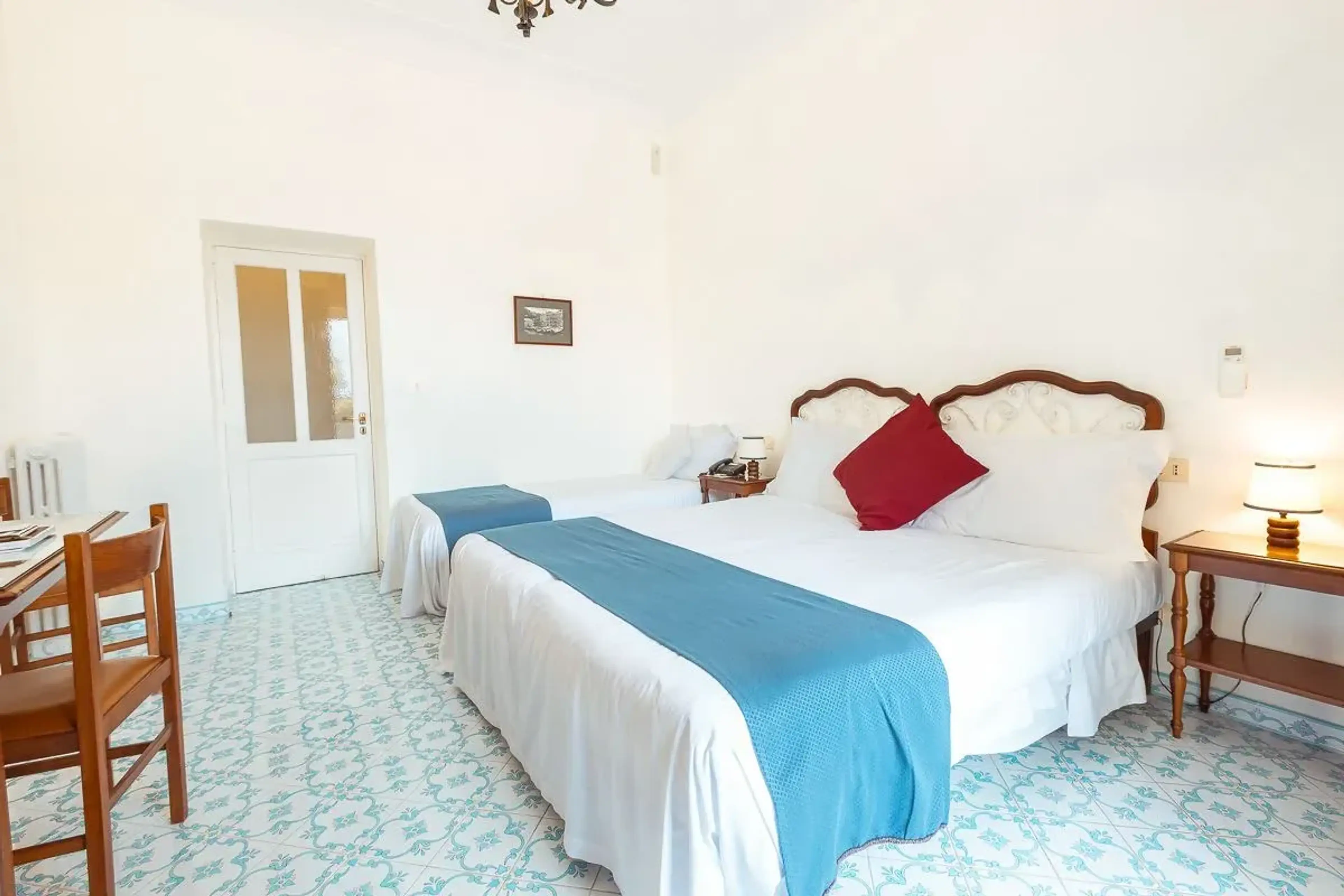 Twin room - Villa Sarah Capri