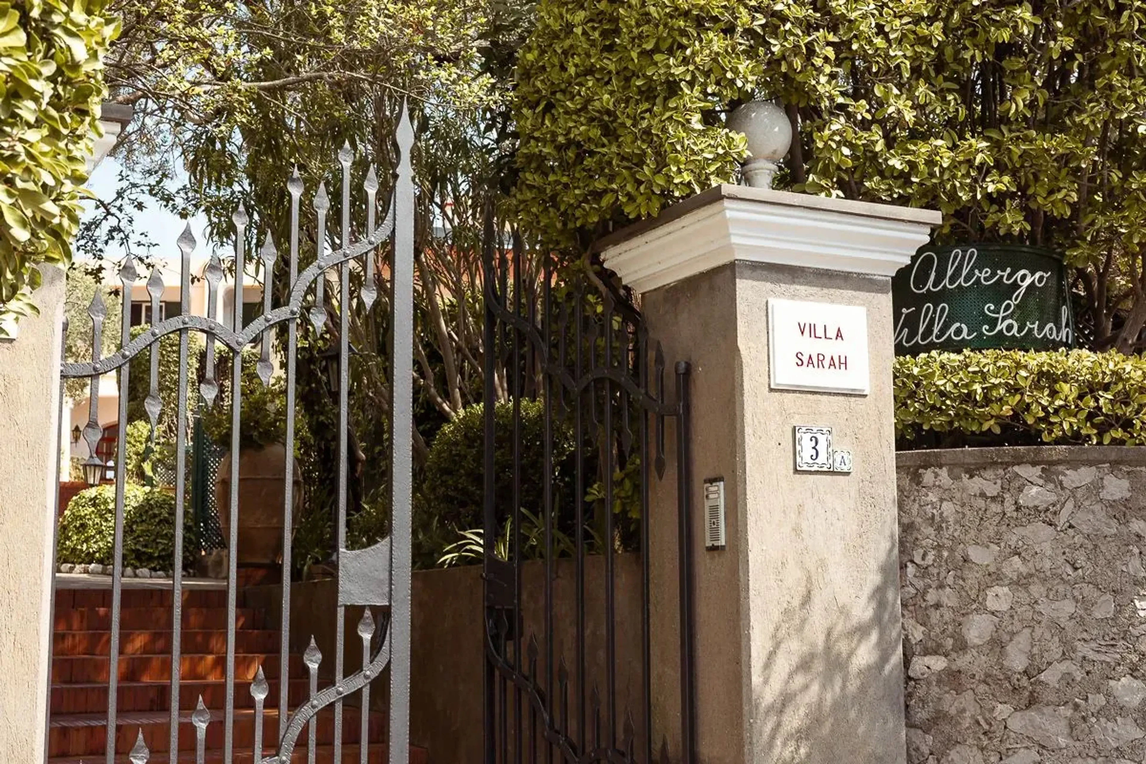 Entrance gate - Villa Sarah Capri