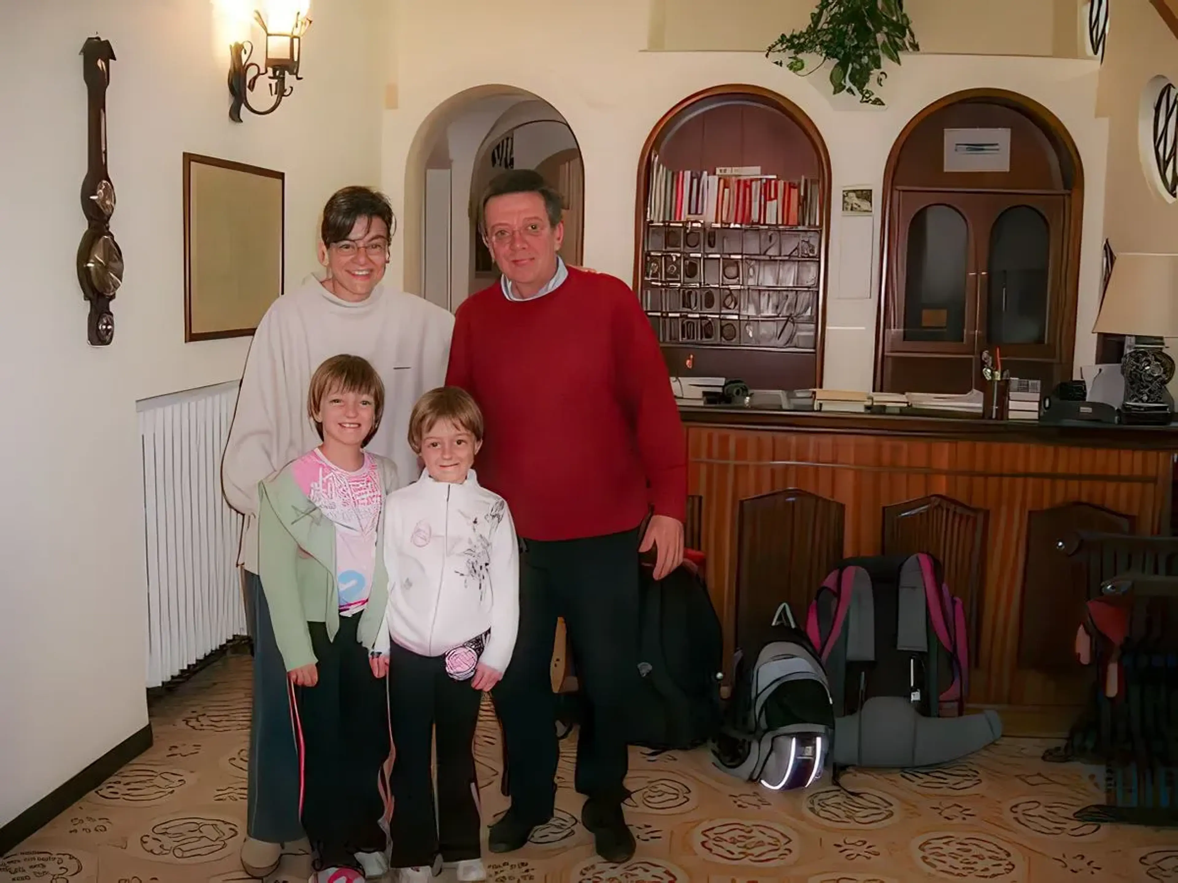 Family at reception - Villa Sarah Capri